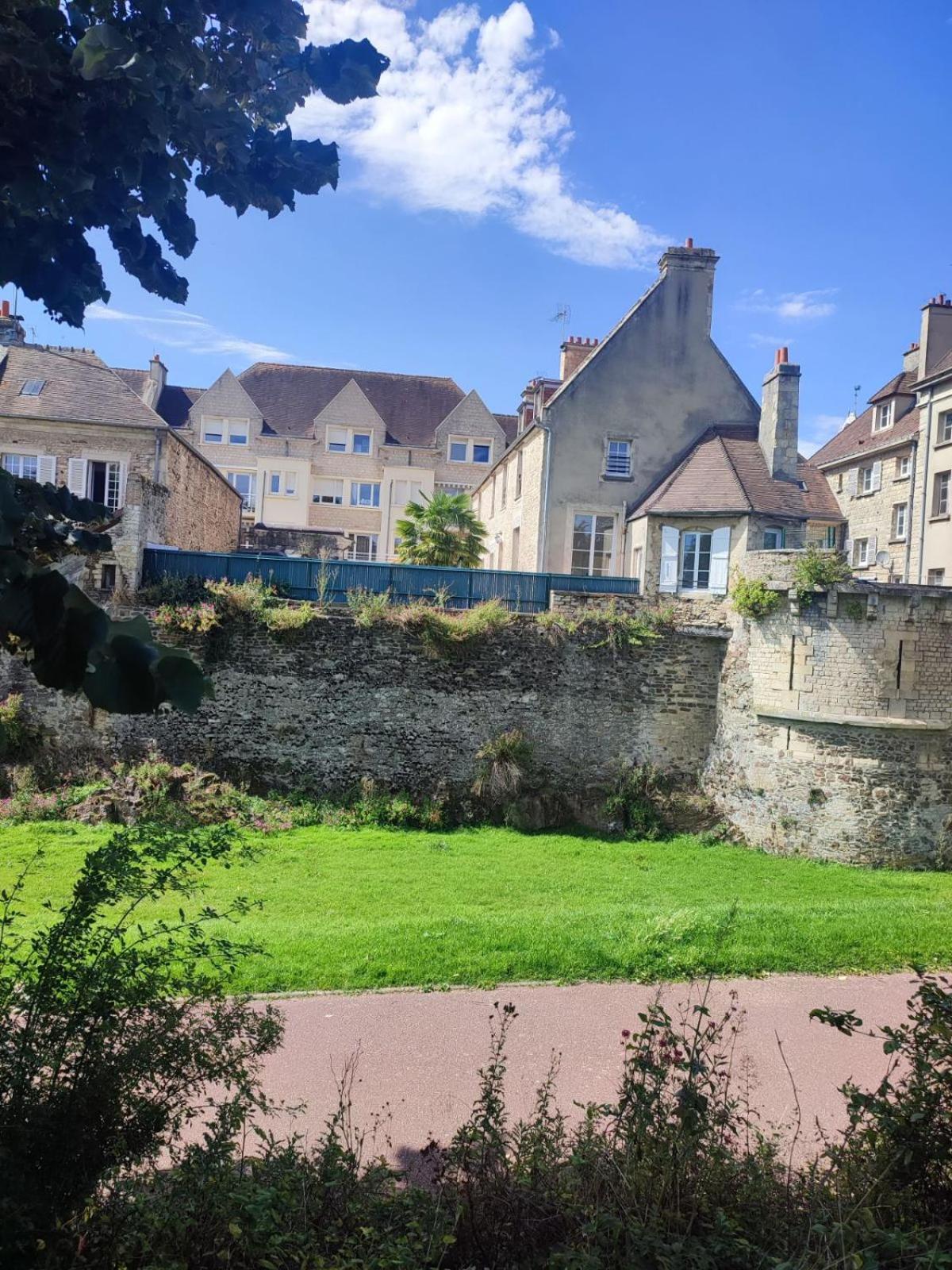 Chambre D Hote Bed & Breakfast Falaise  Exterior photo